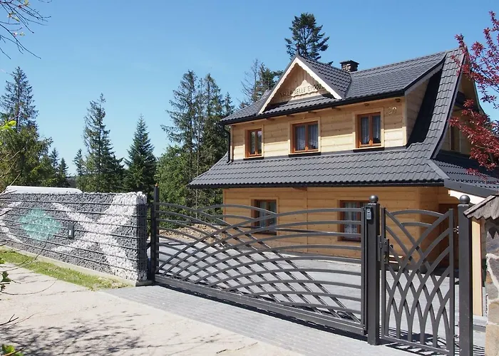 לינה וארוחת בוקר Belle Epoque זקופאנה