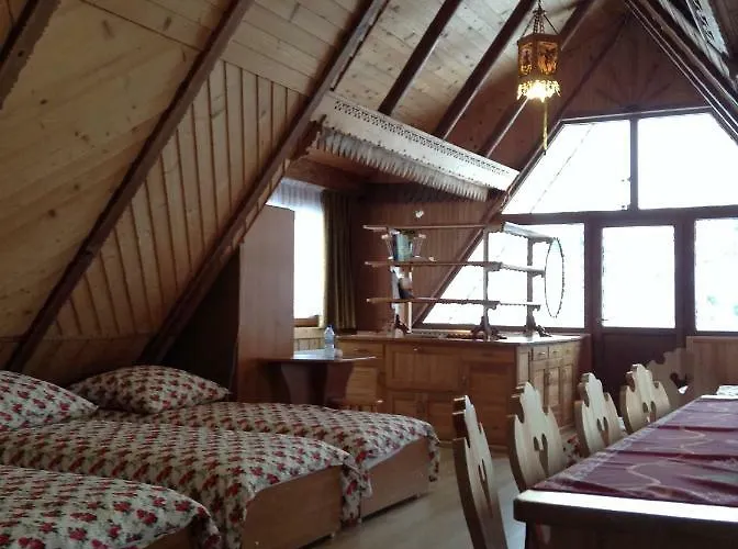 Belle Epoque לינה וארוחת בוקר 3*